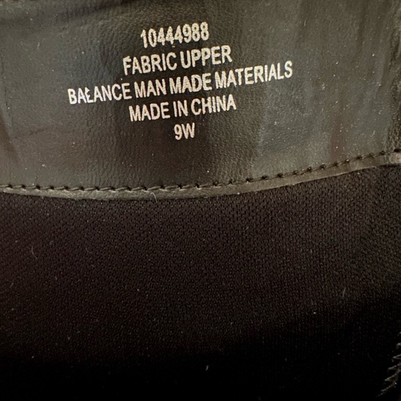 Torrid Black Quilted 17 inch Wide Calf Knee High Boots - Picture 4 of 6